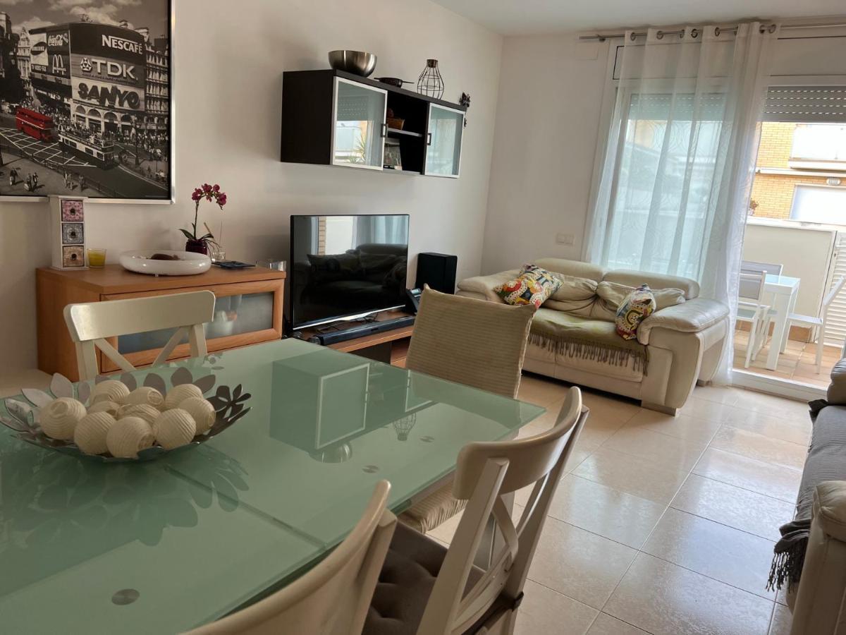 Cozy Beach House With Pool & Bbq Cubelles Ngoại thất bức ảnh
